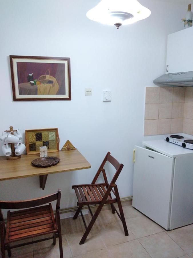 Ξενώνας Το Πέτρινο 2 Keramídhion Exteriör bild